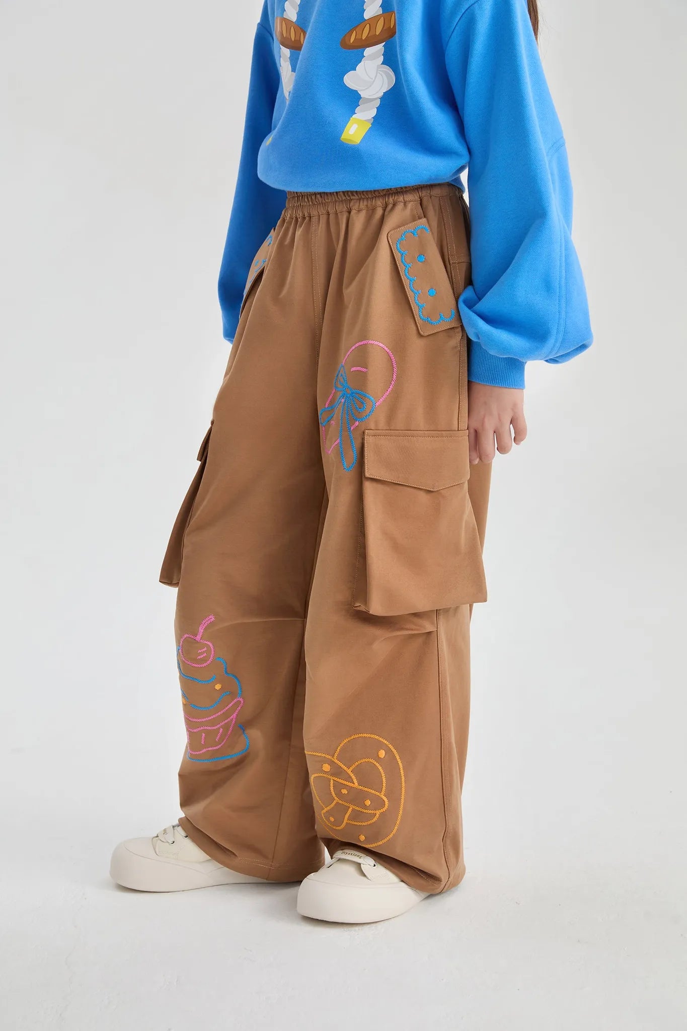 Poco Blush Soft Bread Embroidery Parachute Pants