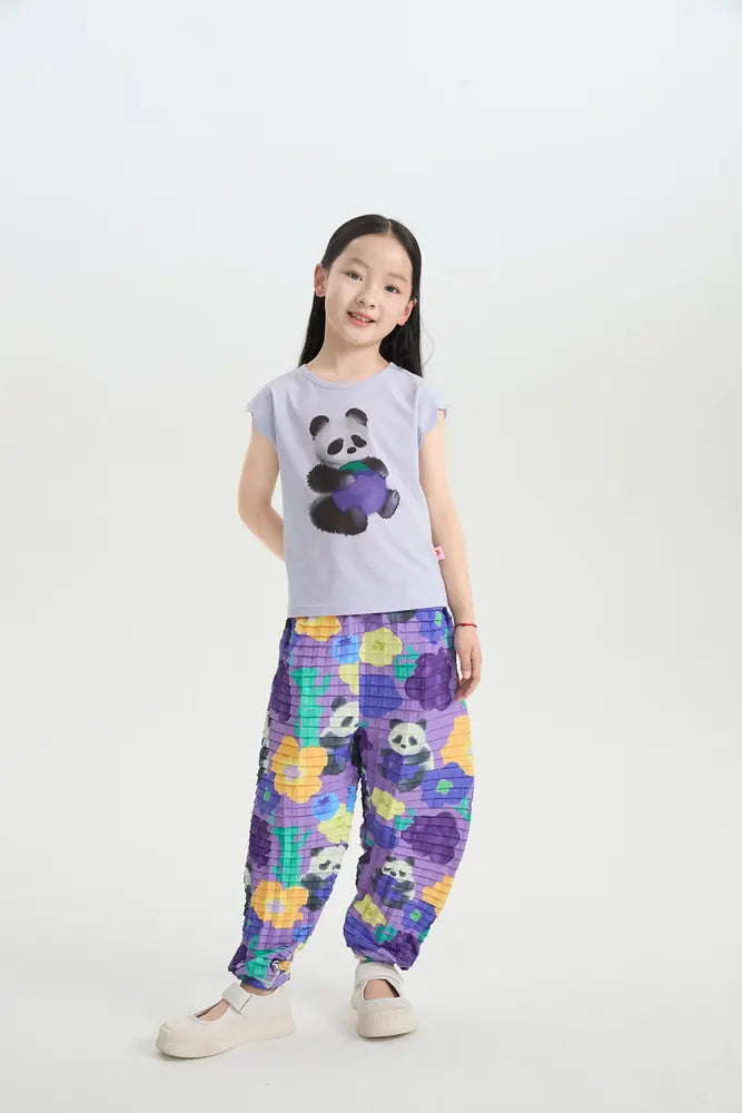 Duang-Duang pleated pants studio look
