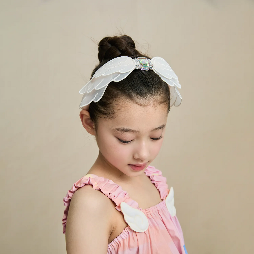Poco Blush Swan-Inspired Diamond Lace Headband