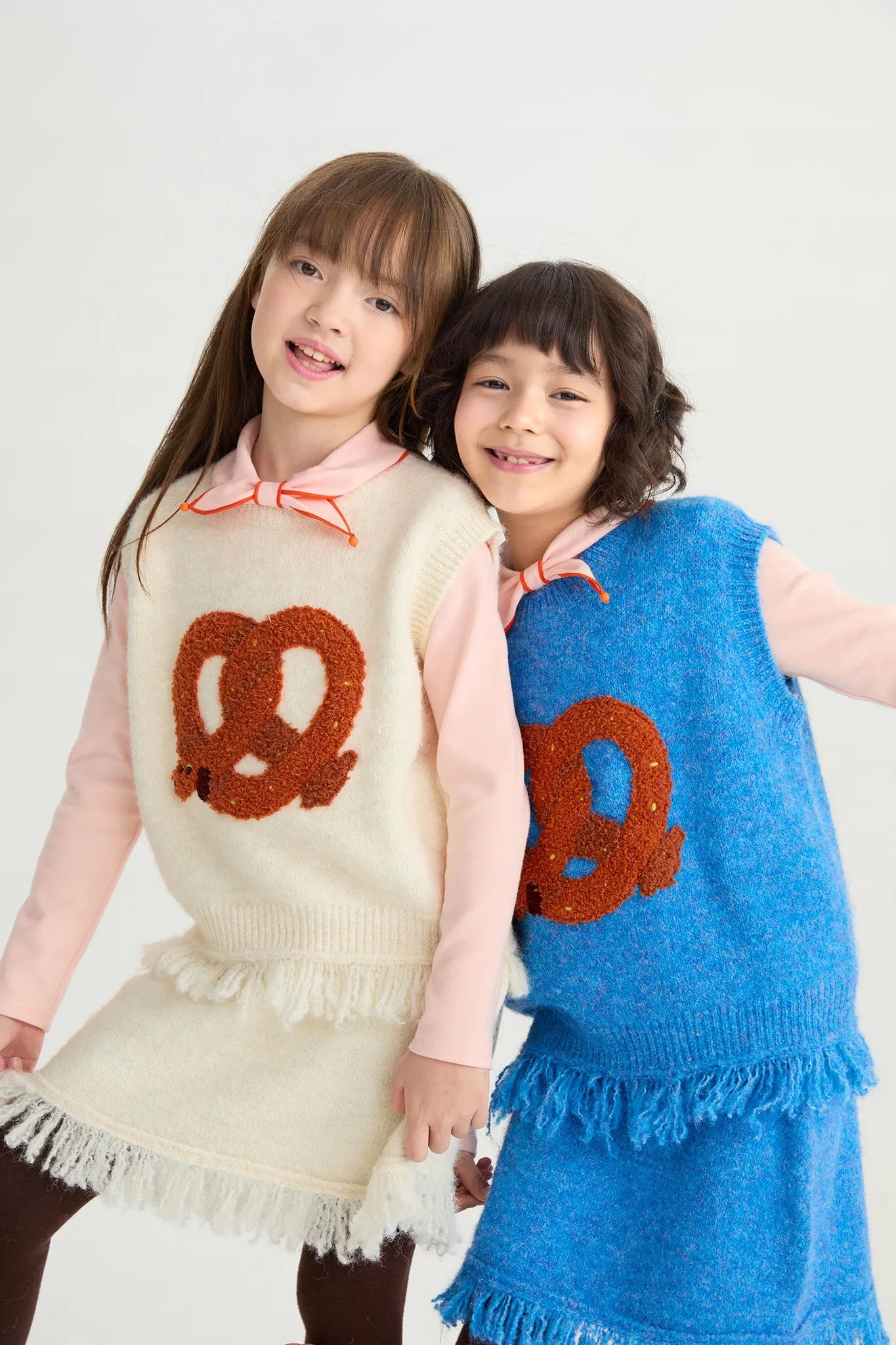 Poco Blush Twisted Bread Dog Alpaca-Feel Knit Vest