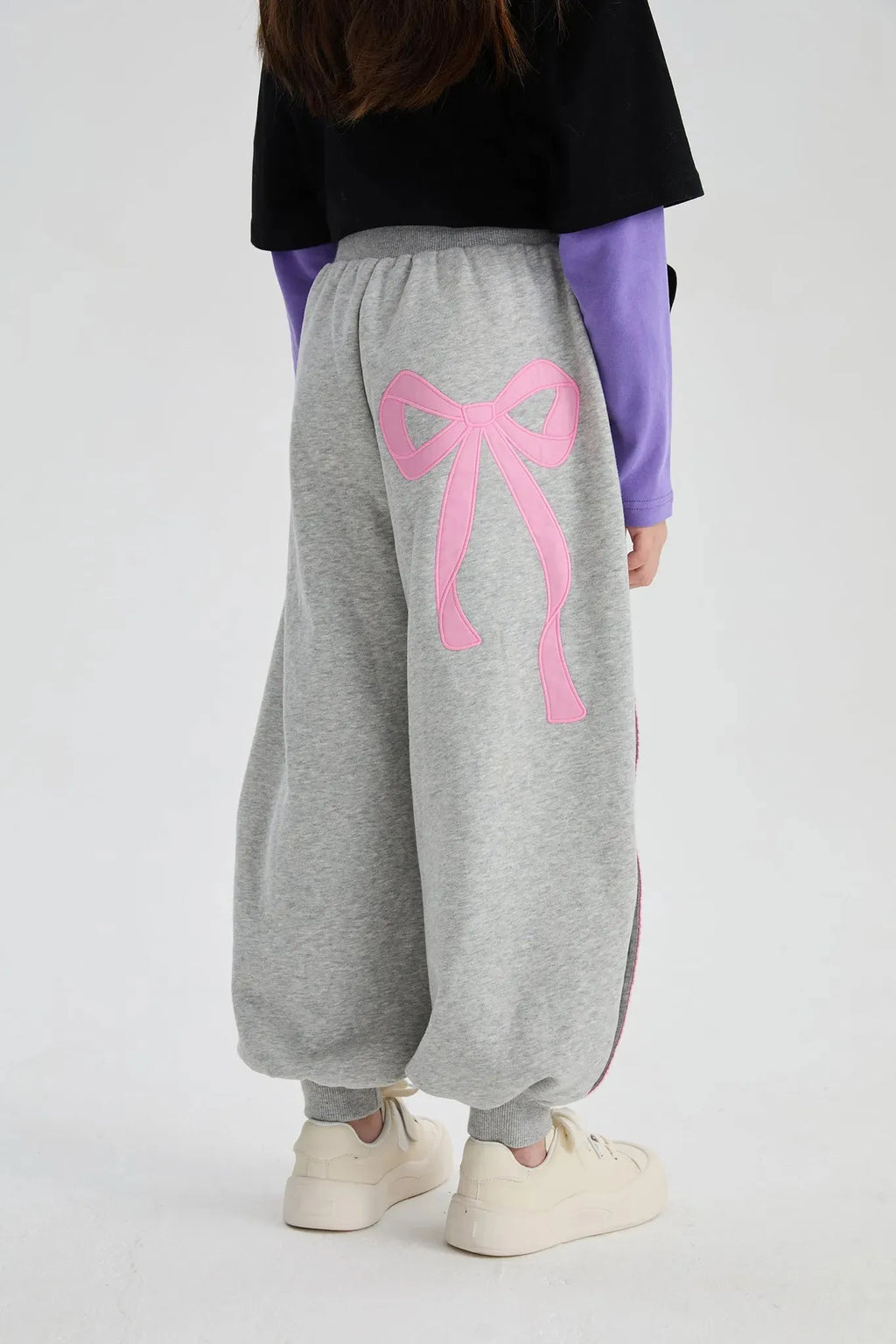 Poco Blush Bow Embroidery Fleece Pants