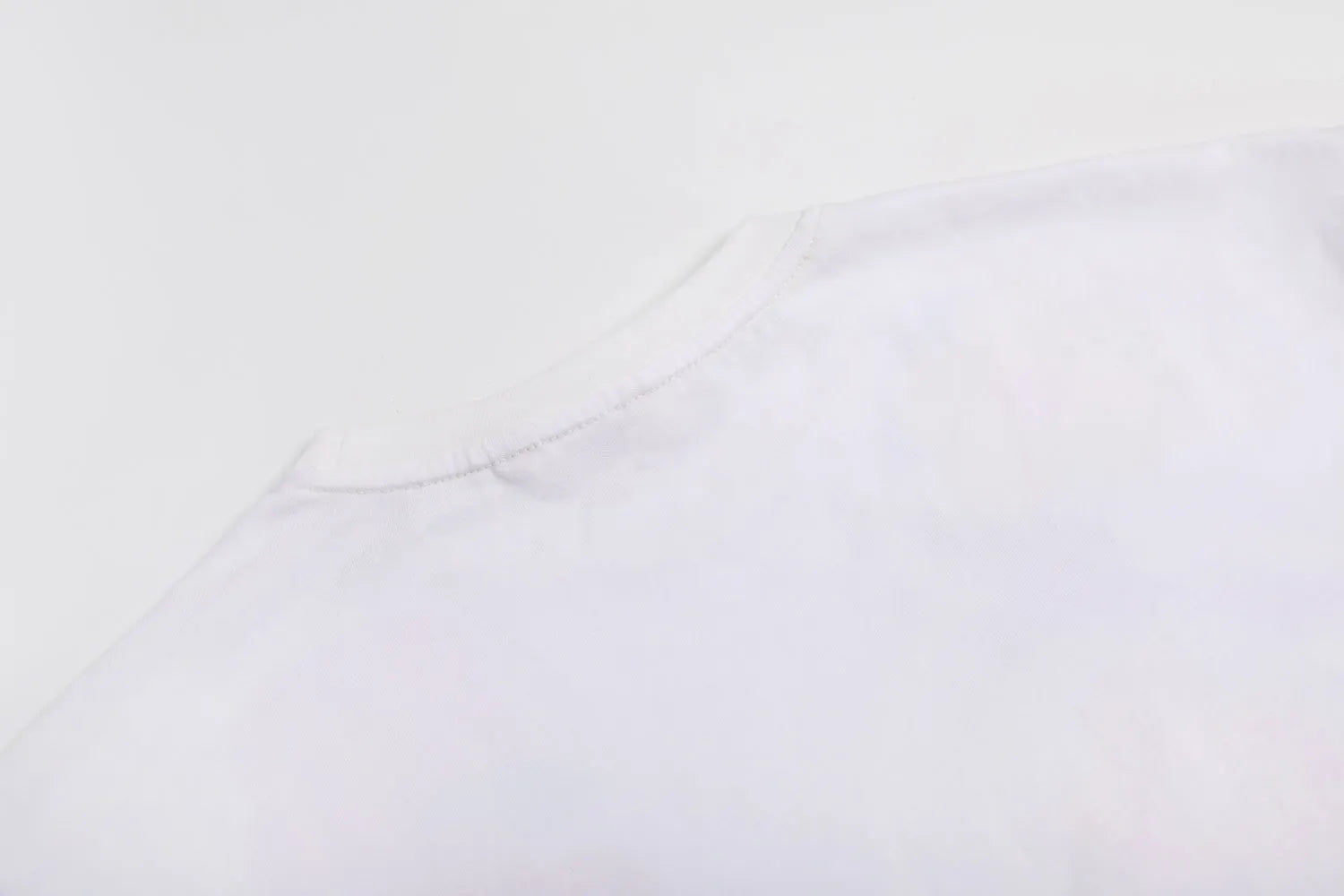 Poco Blush Mermaid Cat Tassel Embroidered Tee