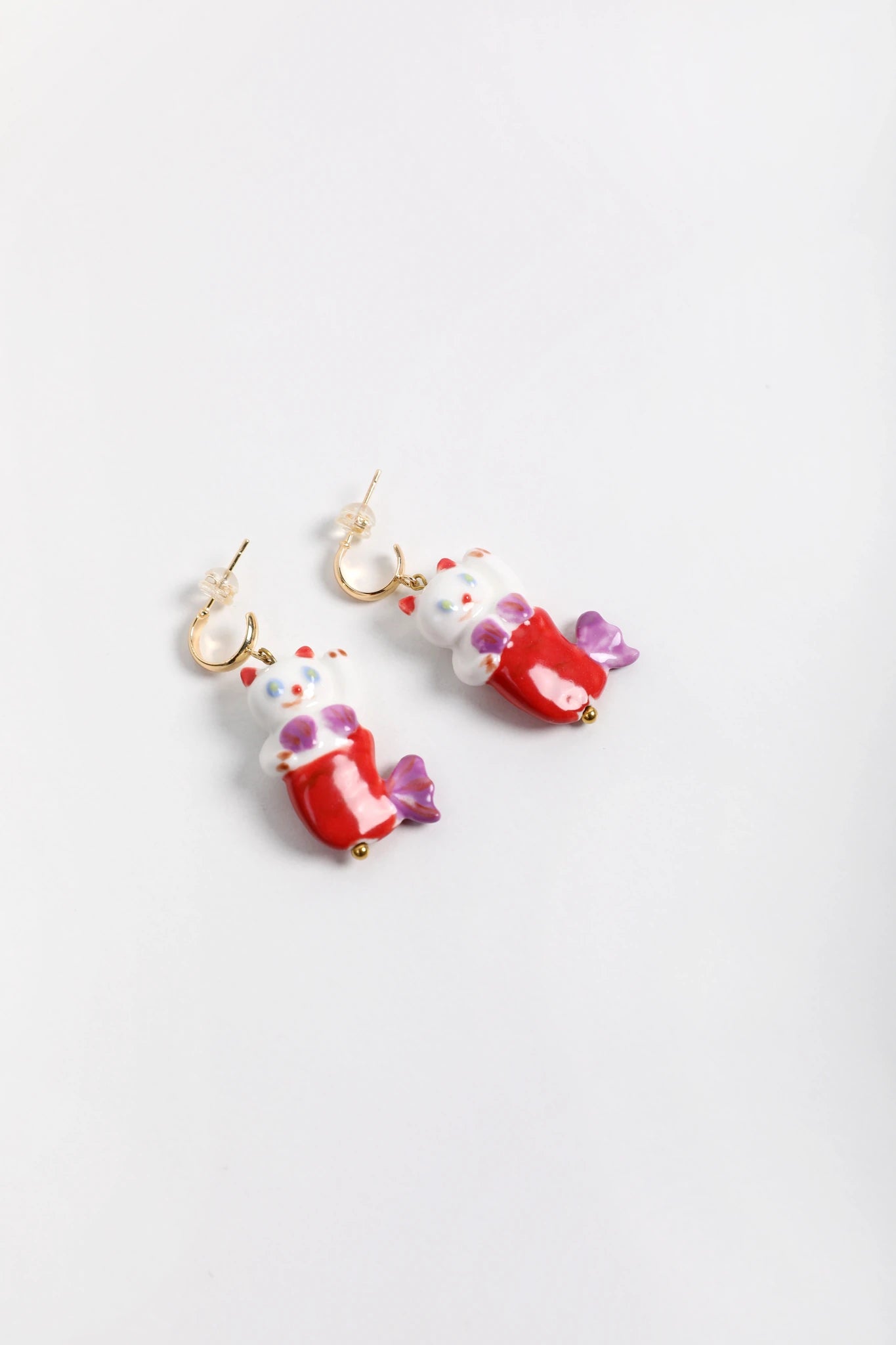 Poco Blush Hawaiian Mermaid Cat Ceramic Earrings