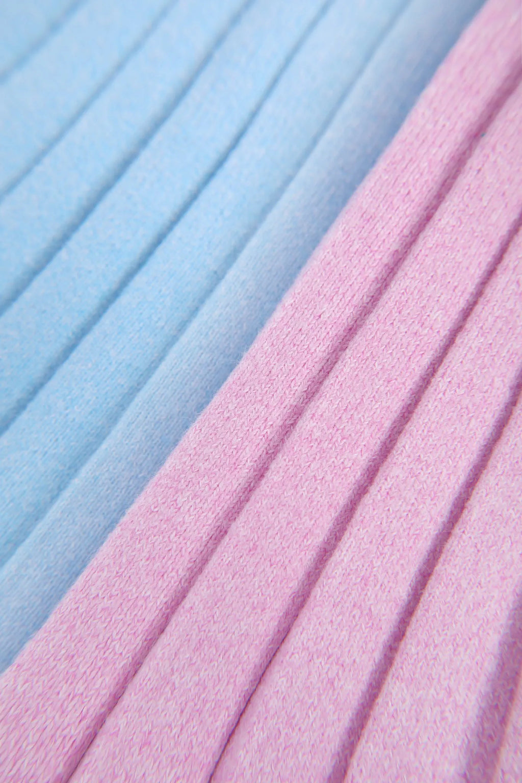 Poco Blush Snowman & Bunny Pleated Knit Skirt