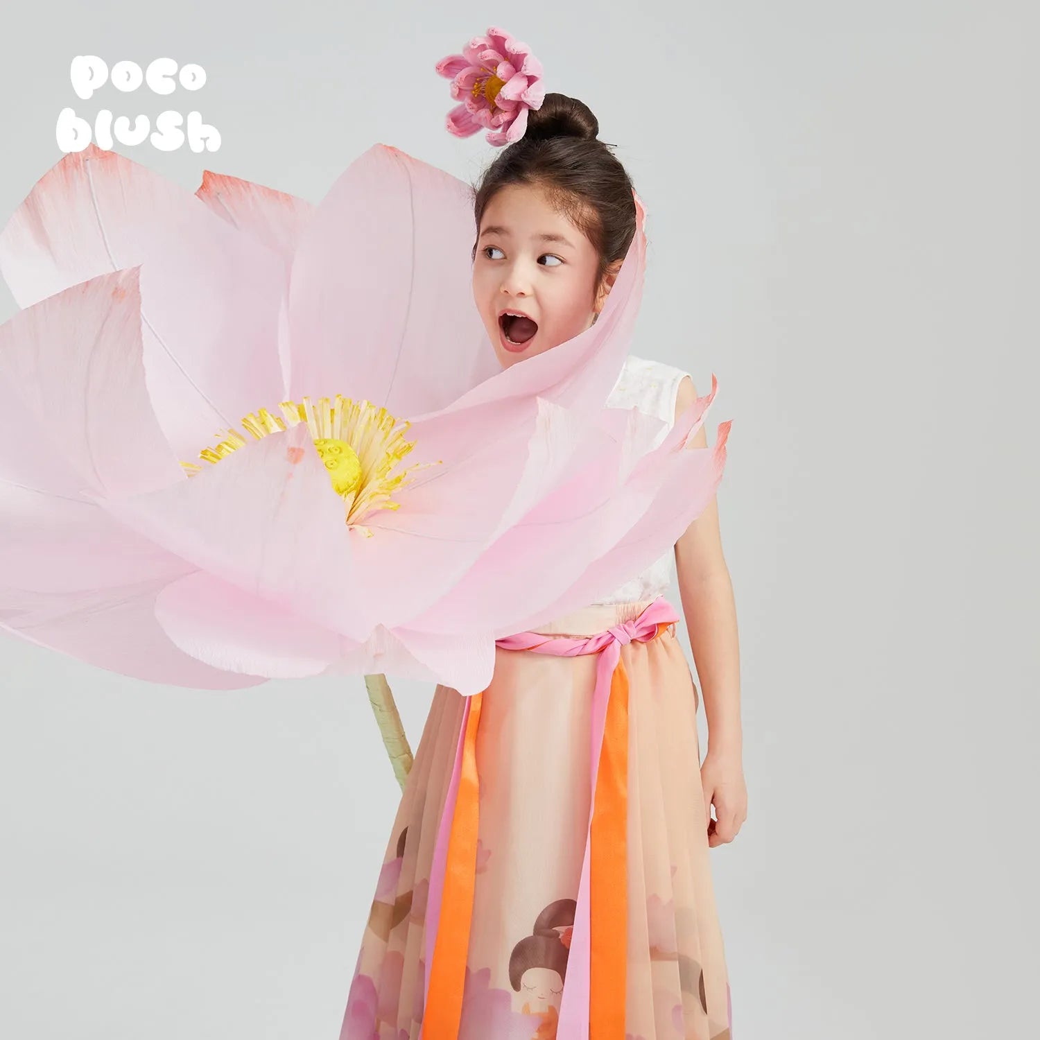 Poco Blush Lotus Poem Horse-Face Skirt