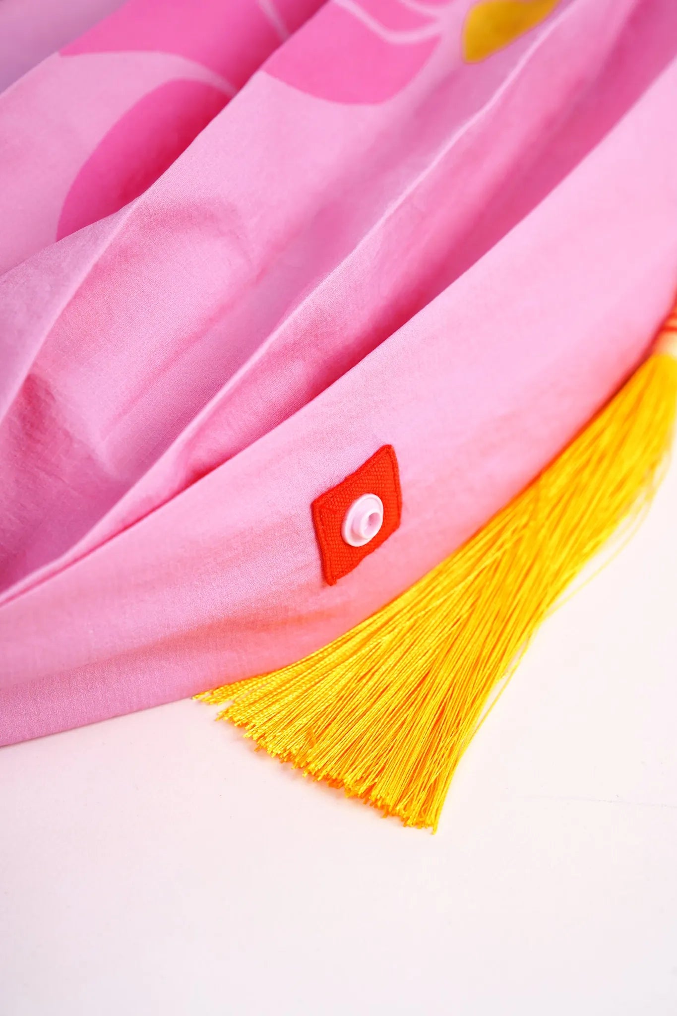 Poco Blush Lotus Lantern Fold-Up Bag
