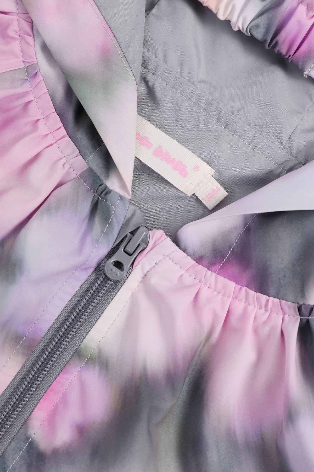 Ink-Wash Animals Colour-Block Jacket by Poco Blush — detail view 8