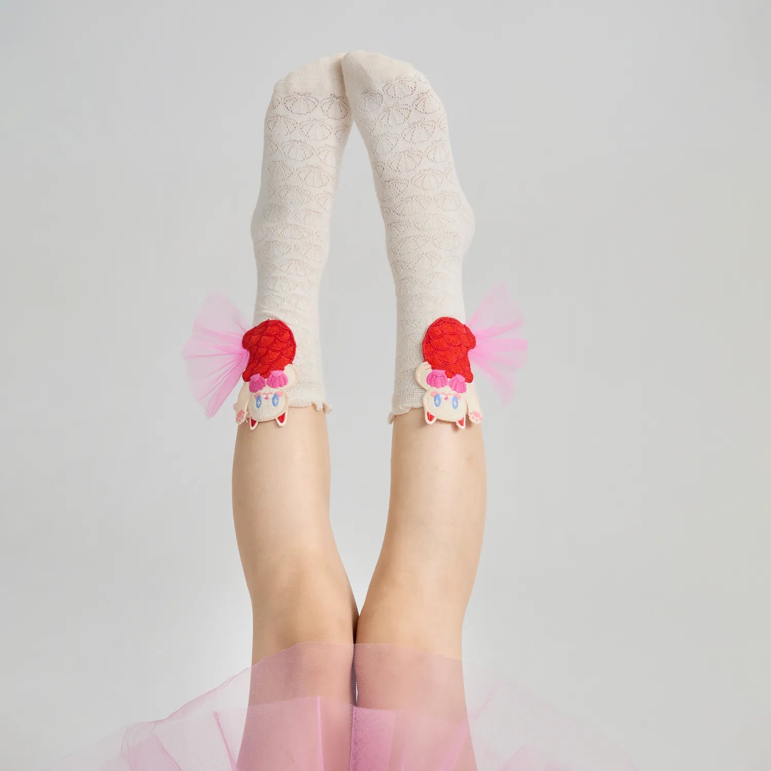 Poco Blush Mermaid Cat Shell Embroidered Socks