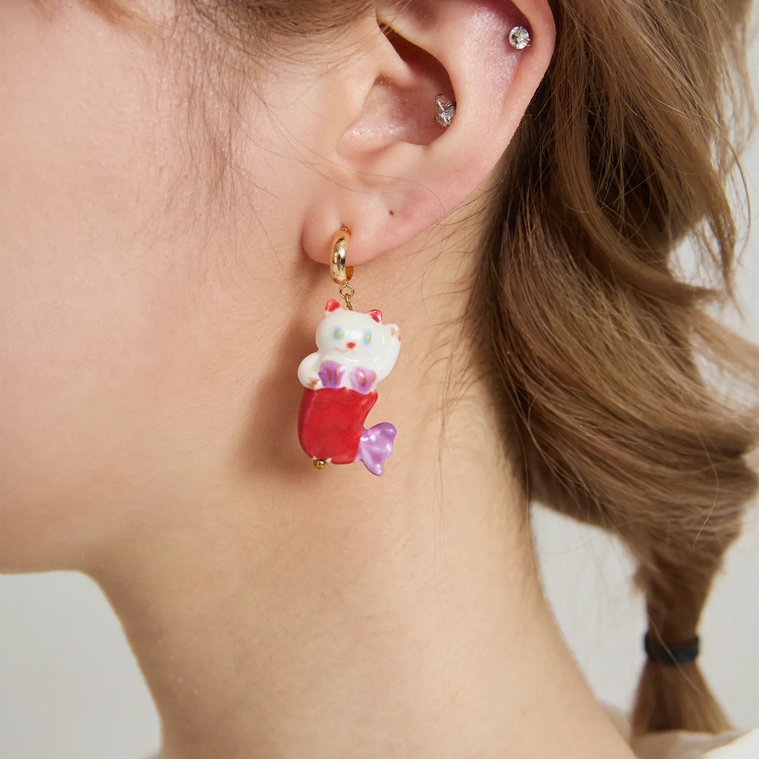 Poco Blush Hawaiian Mermaid Cat Ceramic Earrings