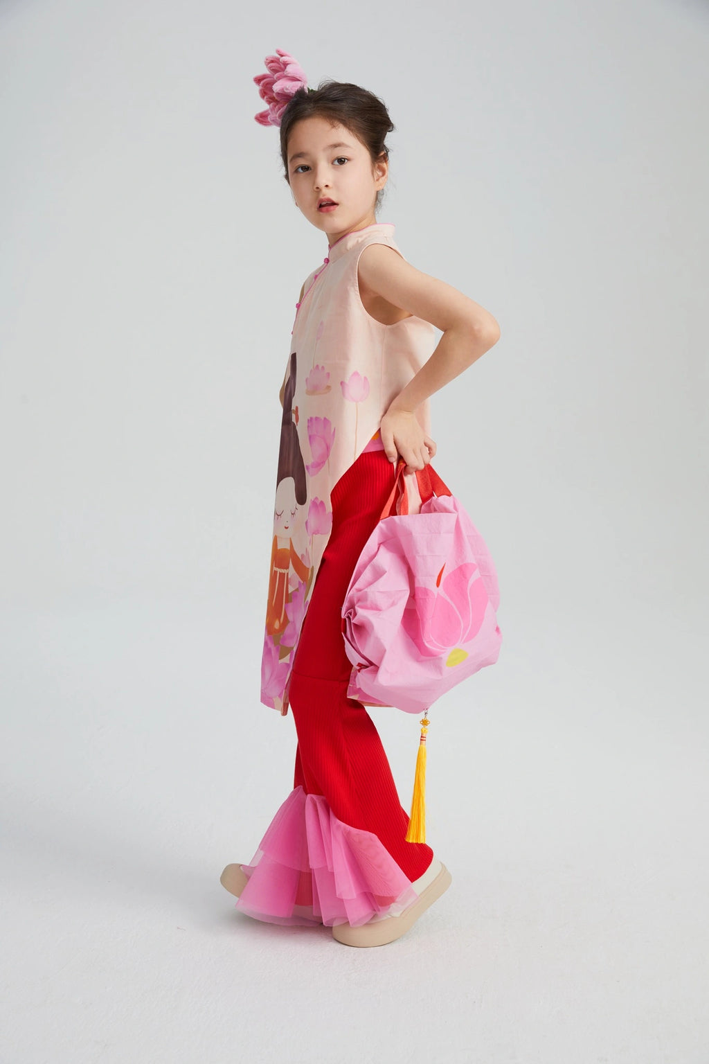 Poco Blush Rabbit-Forest Lantern Bag