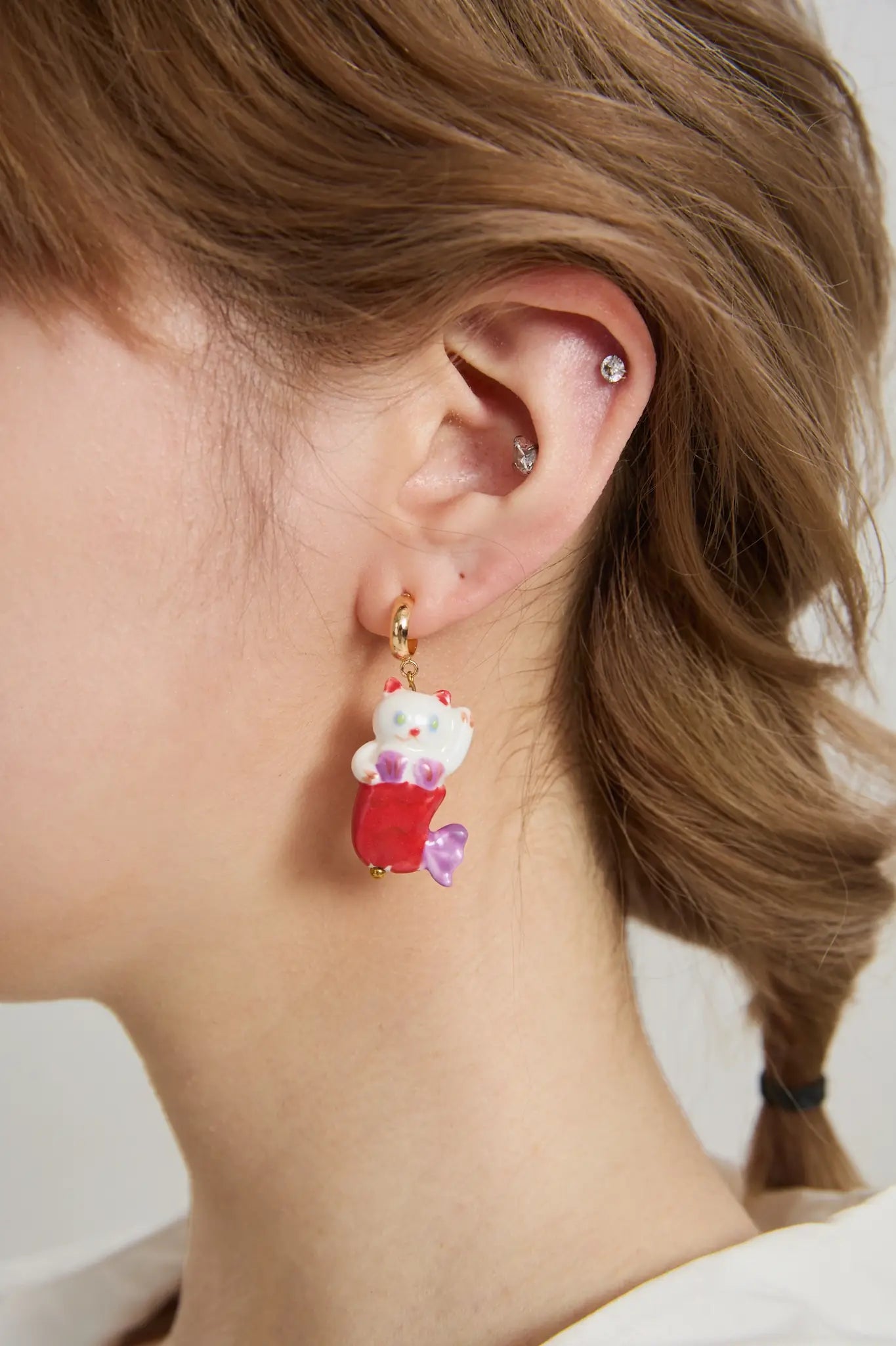 Poco Blush Hawaiian Mermaid Cat Ceramic Earrings