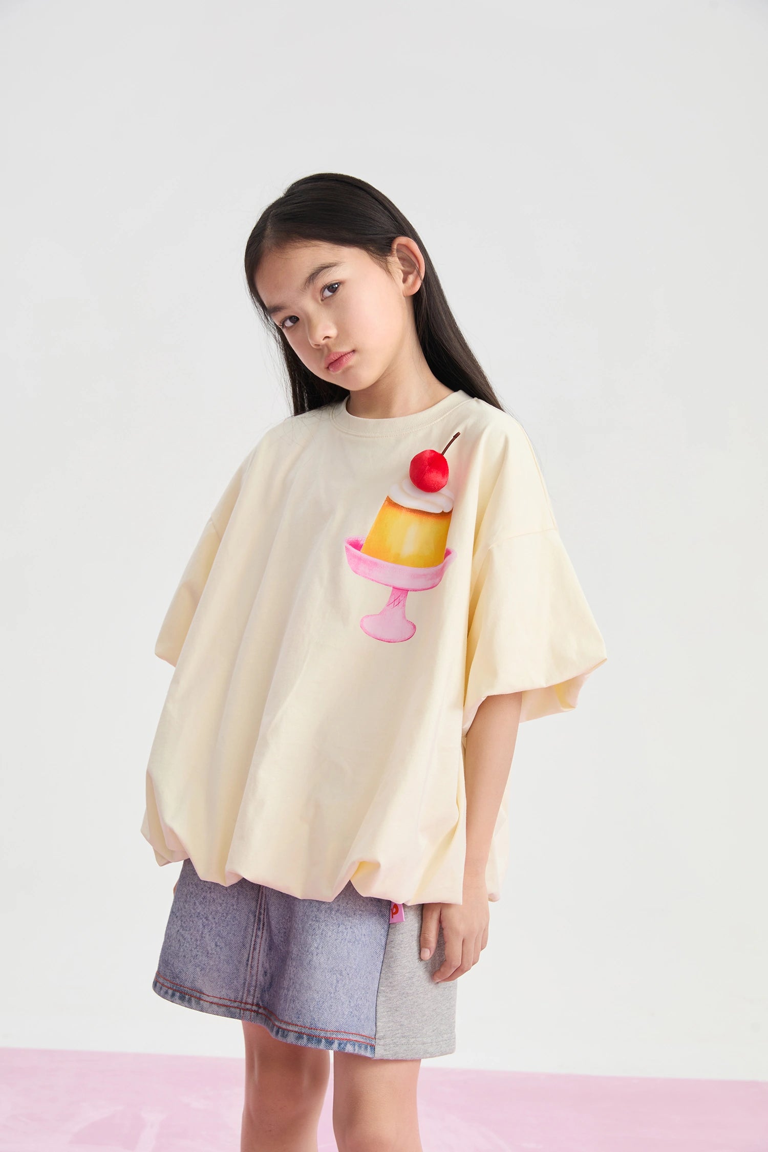 Poco Blush Dessert Plate Puff Sleeve T-Shirt