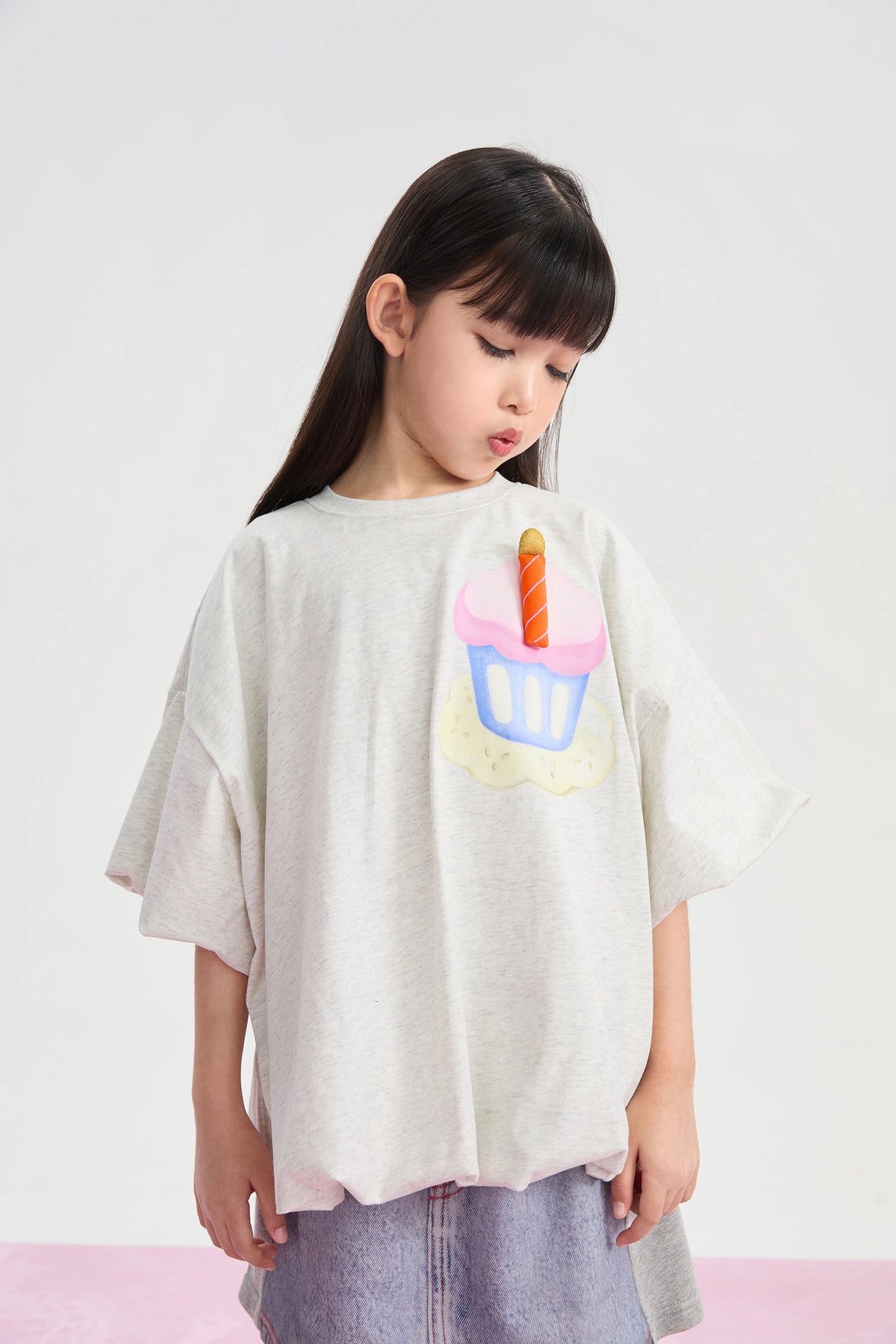Poco Blush Dessert Plate Puff Sleeve T-Shirt