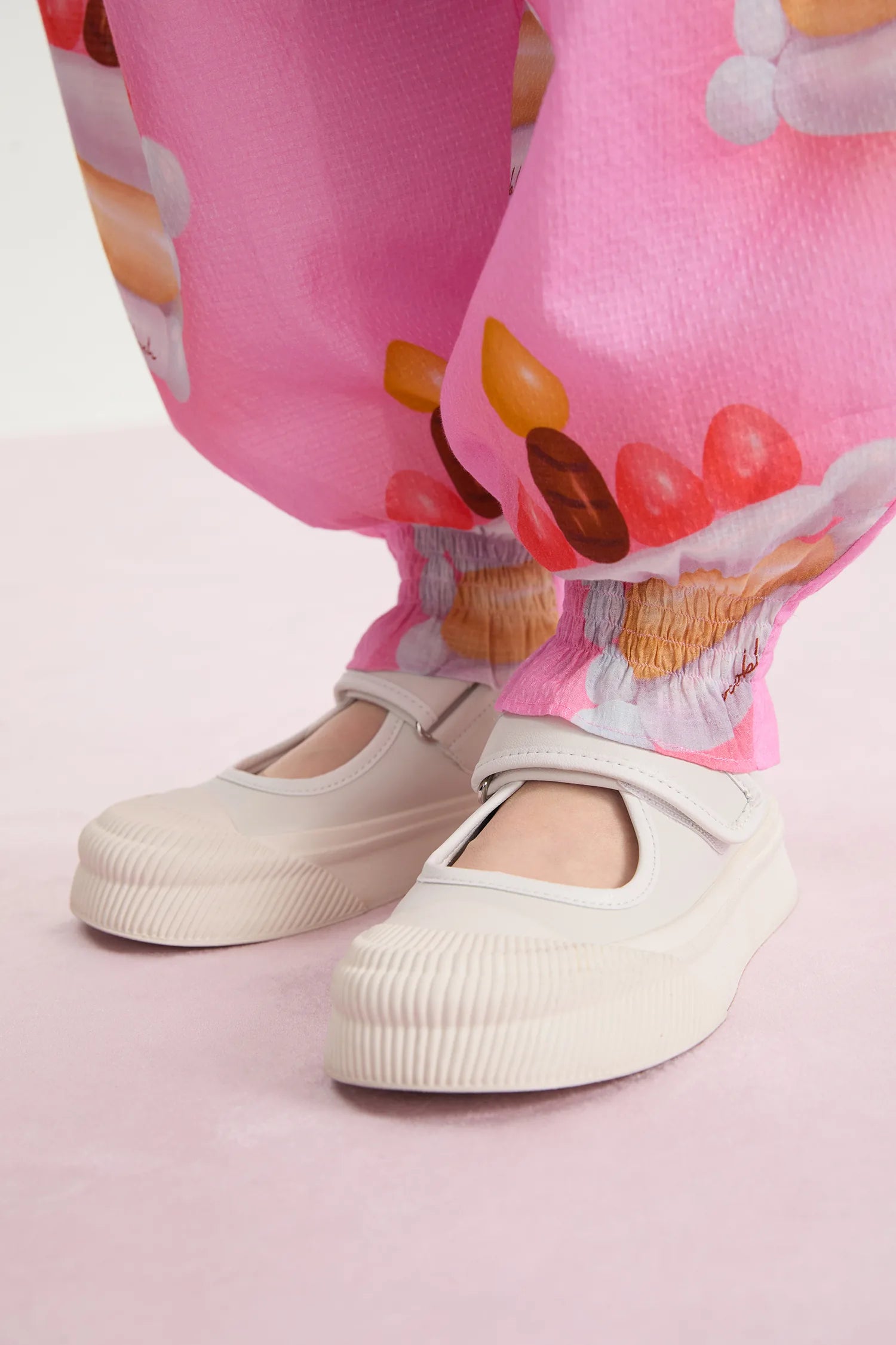 Balloon Cake Smocked-Hem Summer Pants by Poco Blush, image 10