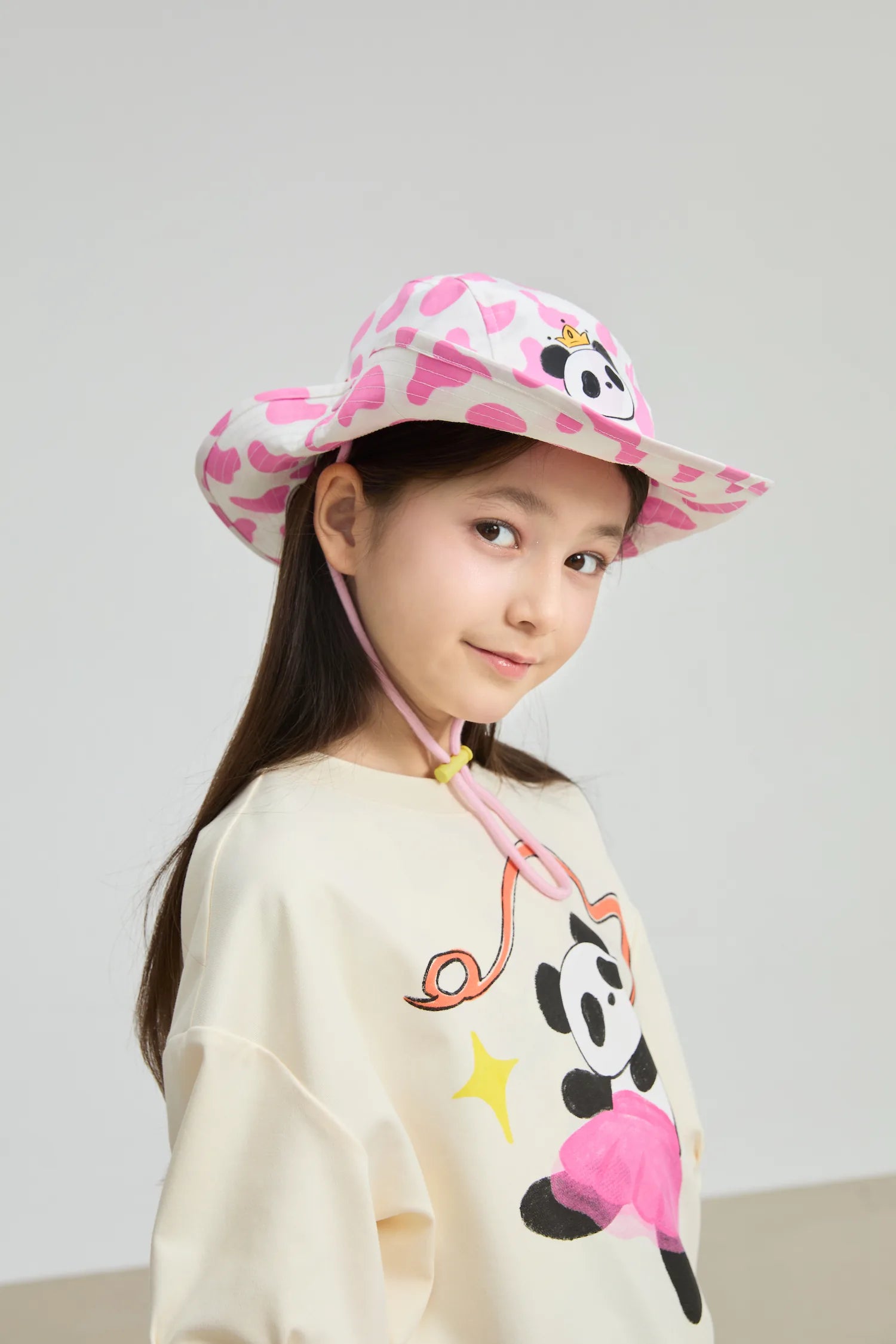 Poco Blush Football Bear Wide‑Brim Bucket Hat