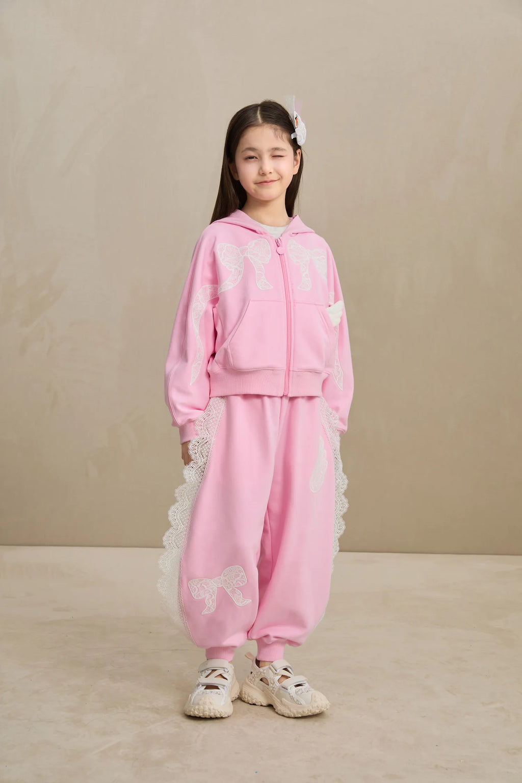 Poco Blush Lace-Trim Ballet Sweatpants with Bow Embroidery