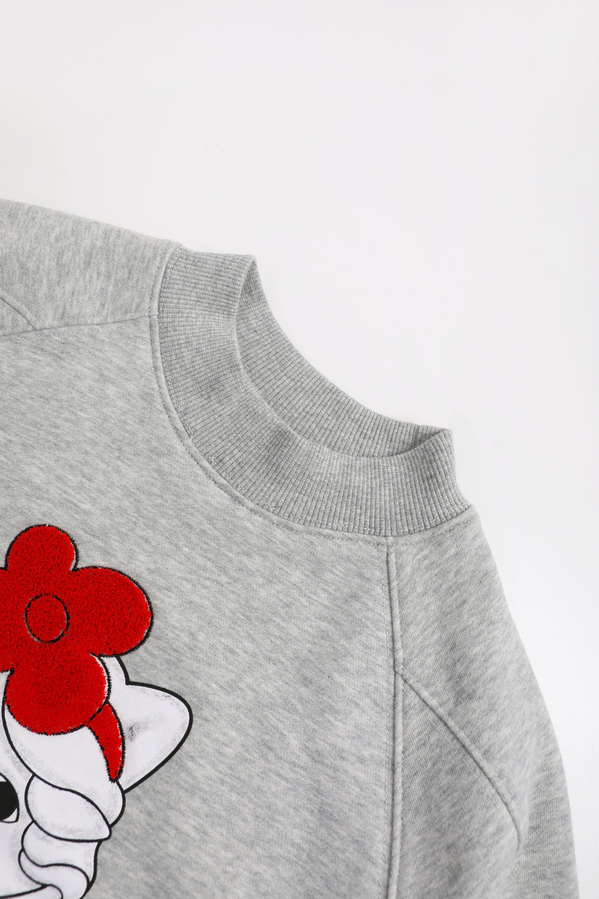 Hide-and-Seek Cat Sweatshirt — Pencil Grey; construction and decoration detail