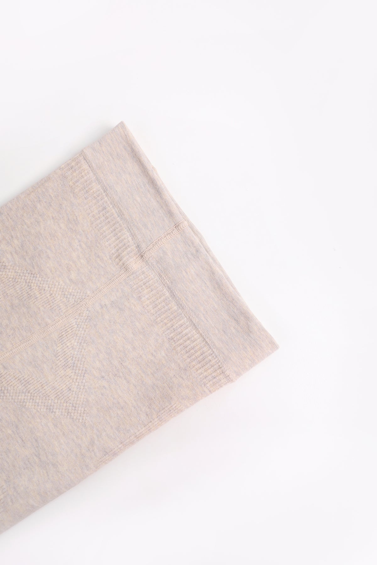 Fleece-Feel Knit Tights — Cheese Yellow; construction and decoration detail