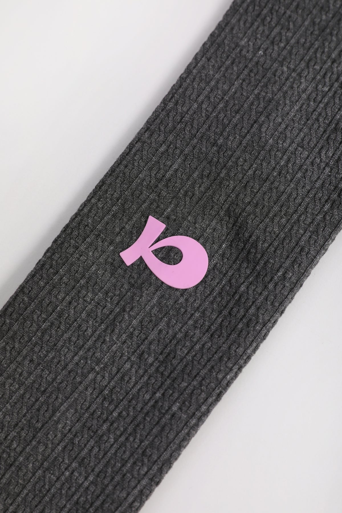 Fleece-Feel Knit Tights — Pencil Grey; construction and decoration detail