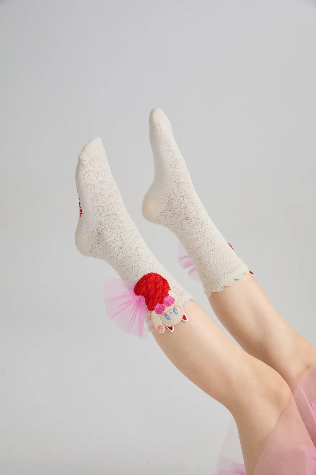 Poco Blush Mermaid Cat Shell Embroidered Socks