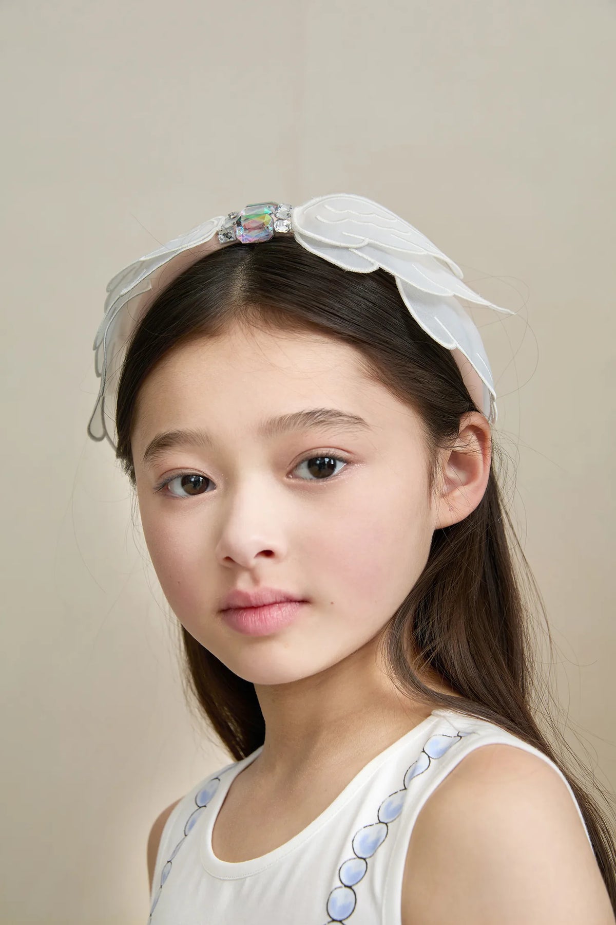 Swan-Inspired Diamond Lace Headband by Poco Blush, image 11