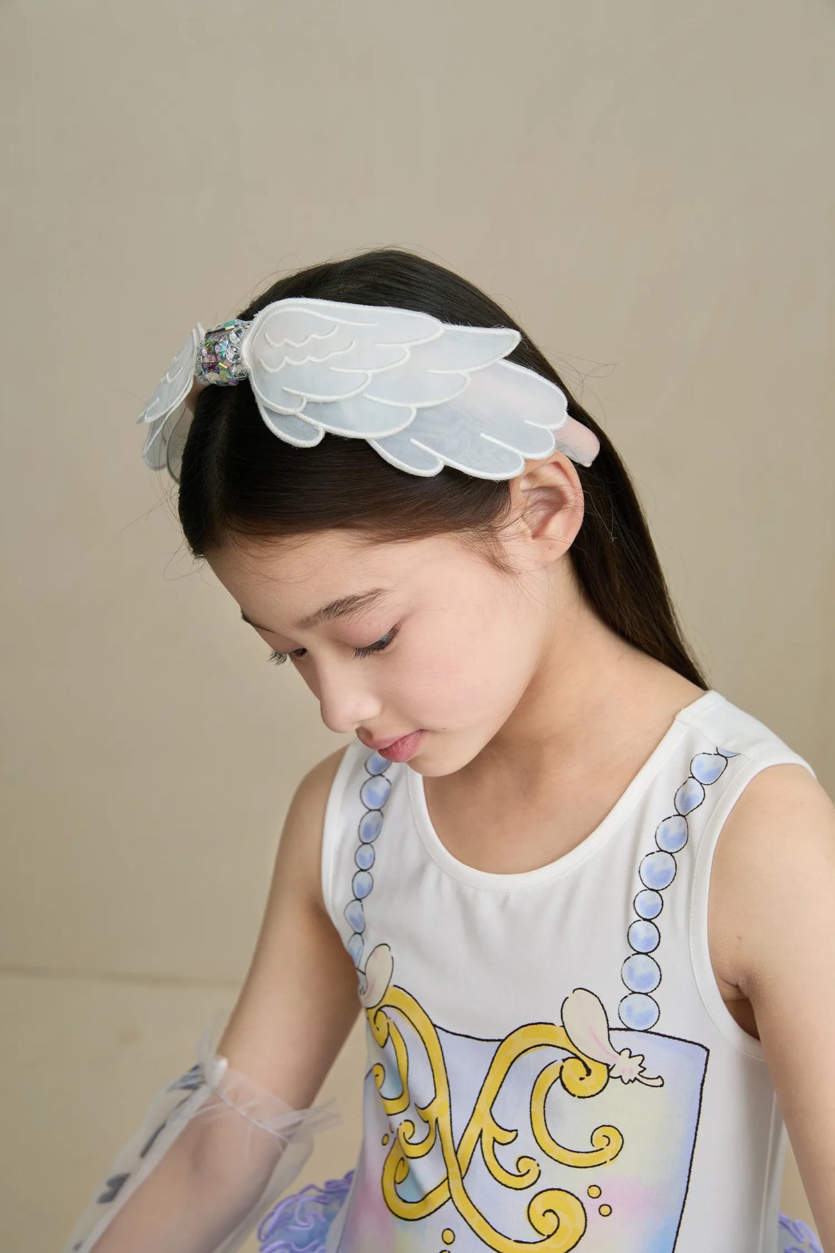 Swan-Inspired Diamond Lace Headband by Poco Blush, image 12