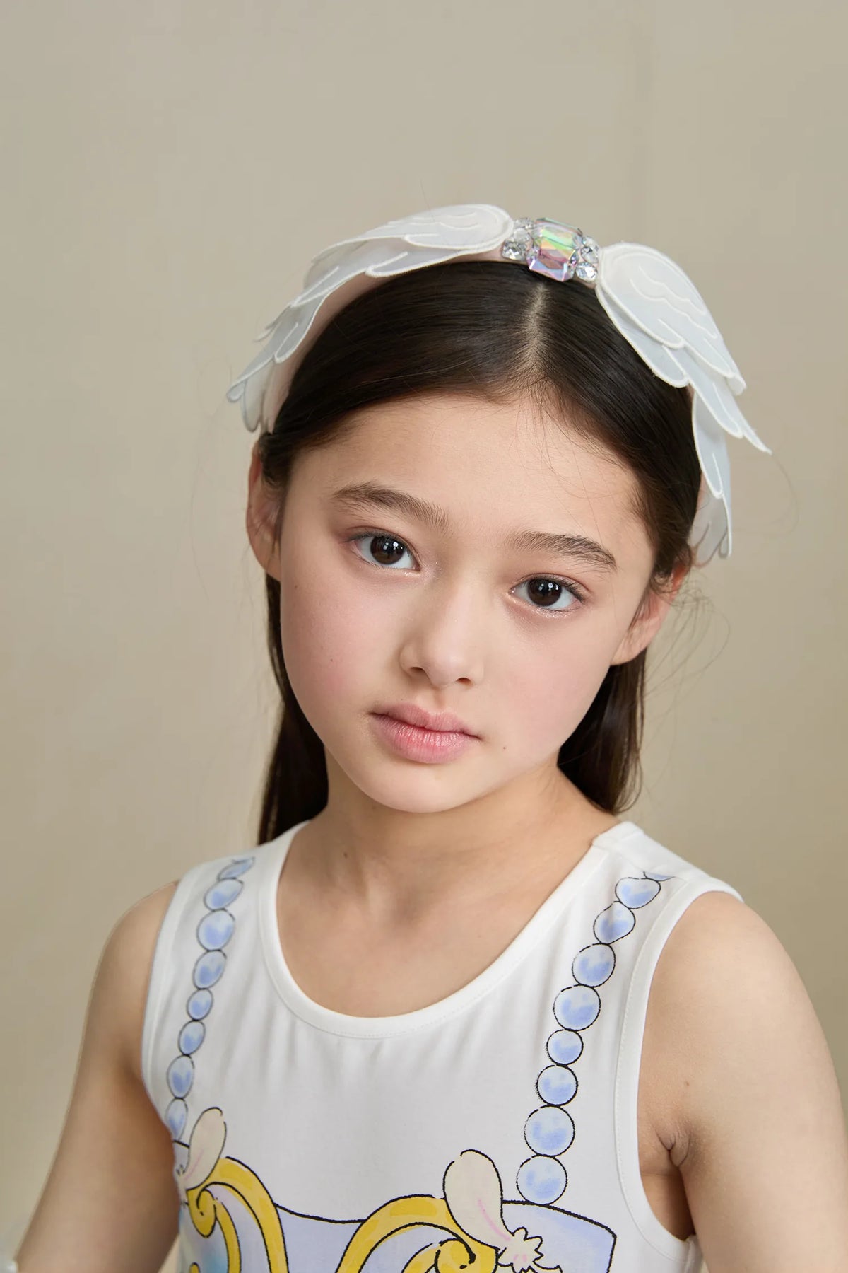 Swan-Inspired Diamond Lace Headband by Poco Blush, image 13