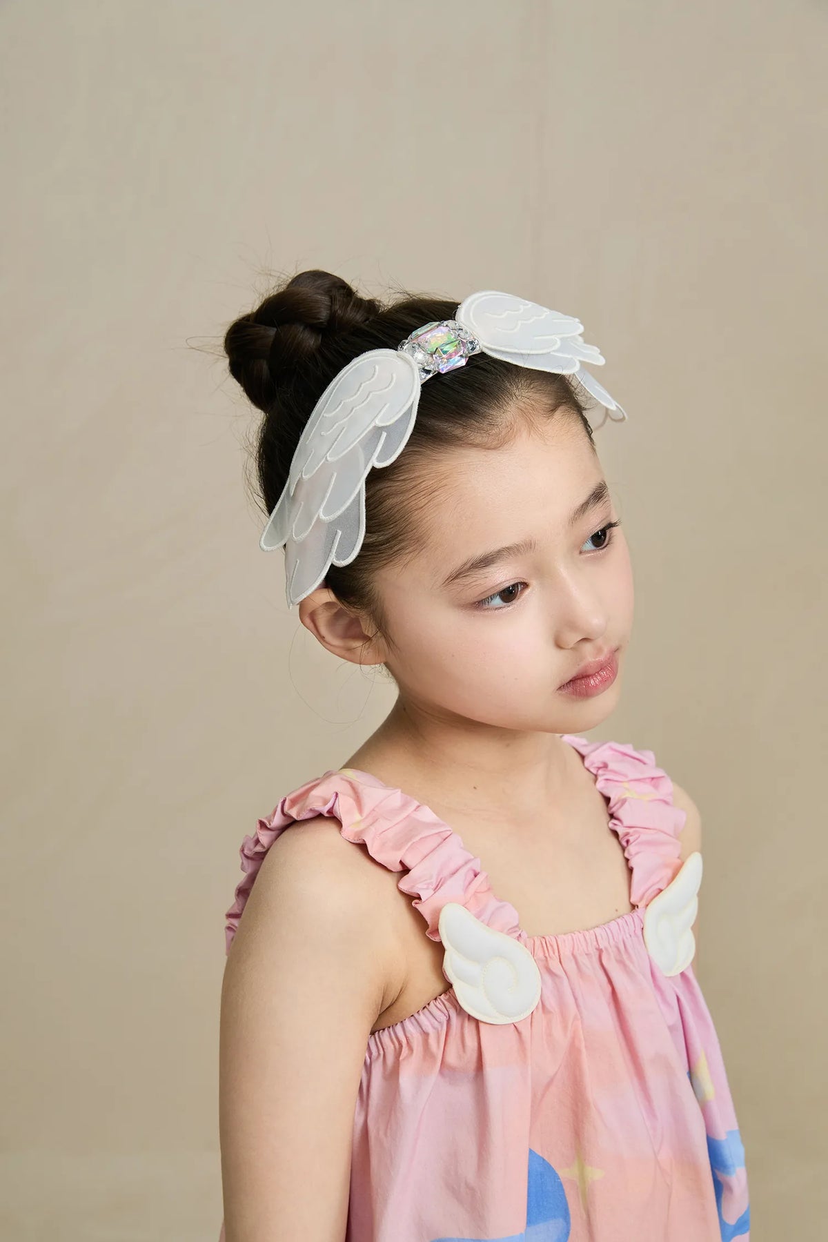 Swan-Inspired Diamond Lace Headband by Poco Blush, image 20