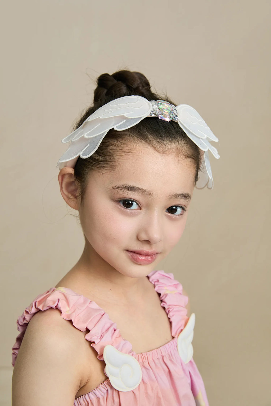 Poco Blush Swan-Inspired Diamond Lace Headband