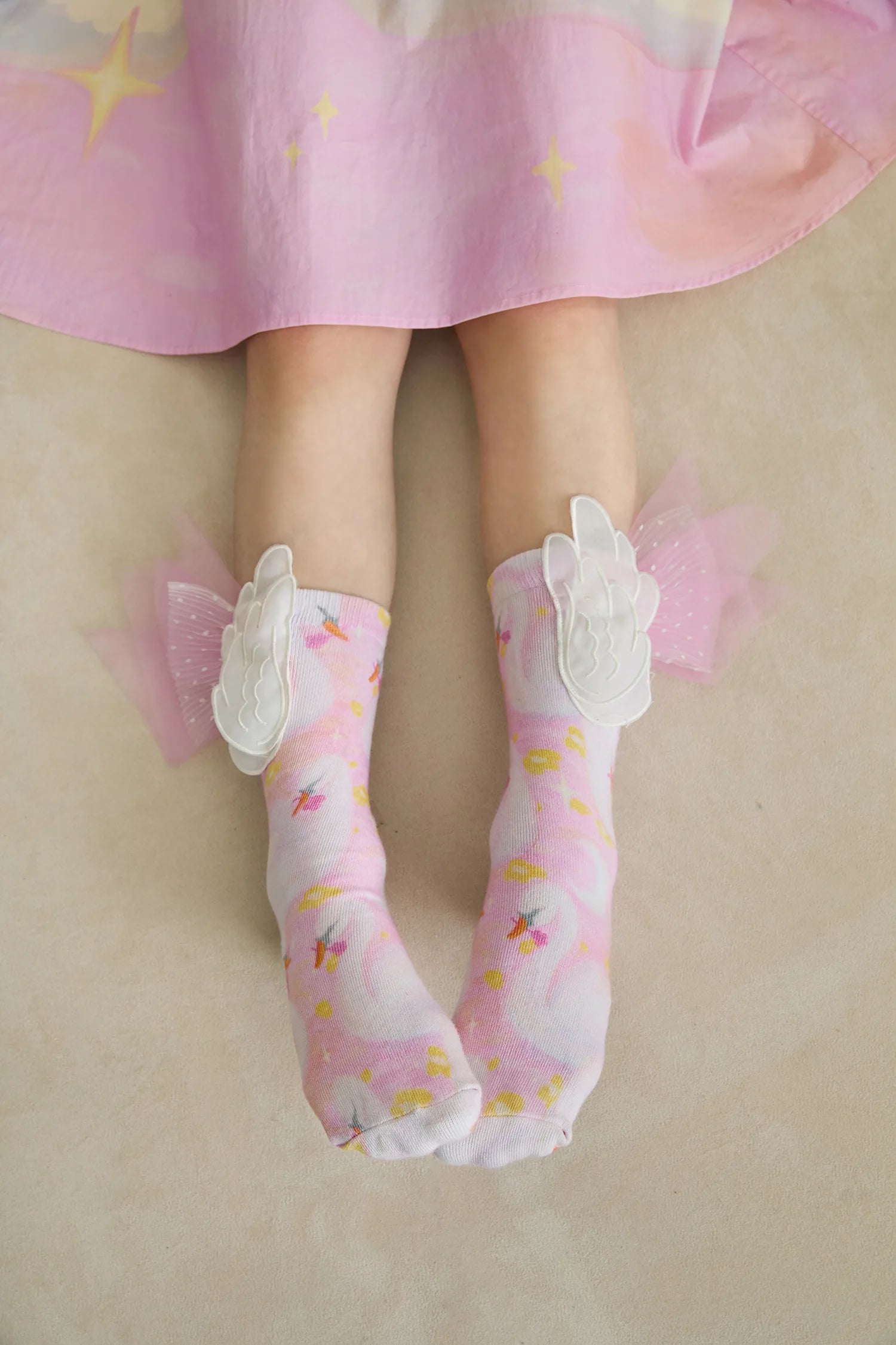 Poco Blush Swan Wing Mid-Calf Socks with Mesh